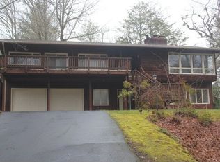 177 Johnathan Ln, Bryson City, NC 28713
