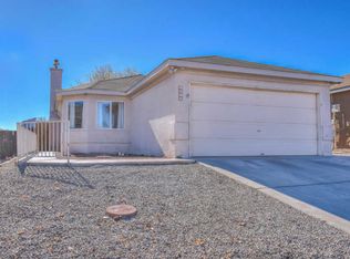 8904 La Vida Ln SW, Albuquerque, NM 87121