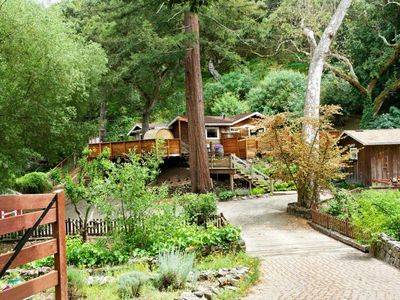 70 Southbank Rd, Carmel Valley, CA, 93924