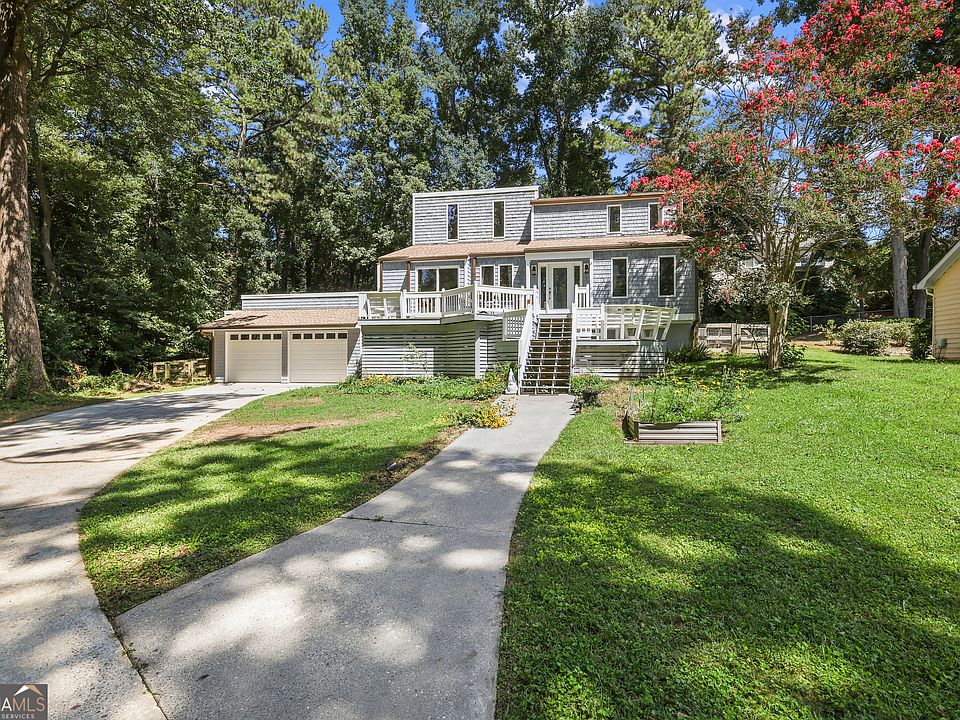 1st image of 2753 Holly Ridge Cir