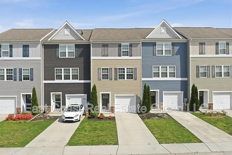 Building Photo - 202 Magellan Dr