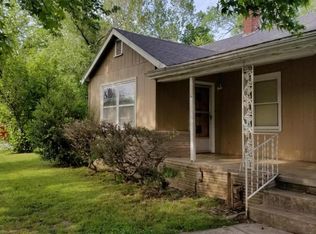 200 Sulphur St, Noel, MO 64854