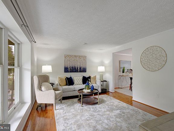 2nd image of 278 Waycross Way