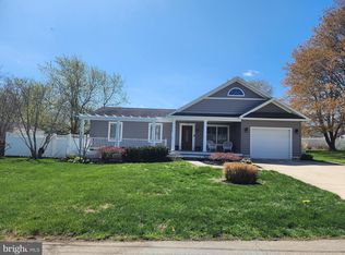 1535 Ridgely Dr, Edgewater, MD 21037