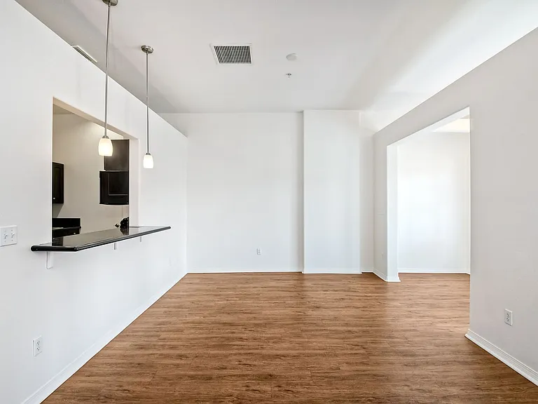 Harborview Apartments — Photo 58