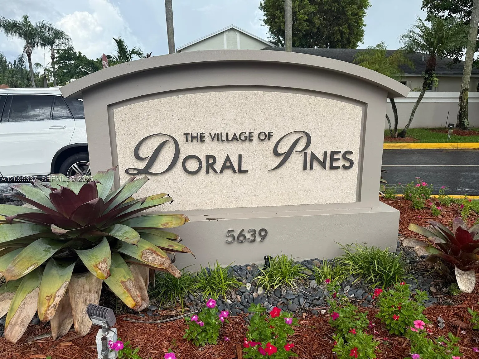 Patio Homes Of Doral Pine — Photo 2