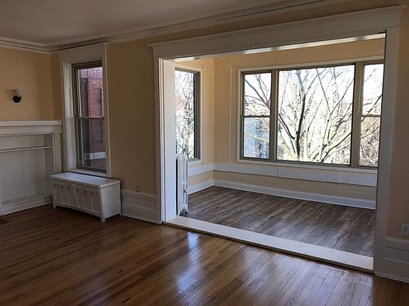 2nd image of 1321 E 52nd St #3