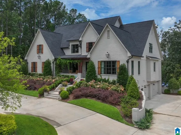2026 Highland Gate Way, Hoover, AL 35244