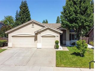 9743 White Pine Way #1, Elk Grove, CA 95624