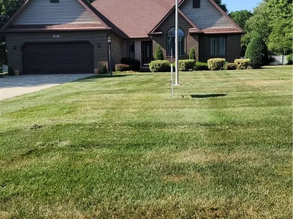 522 Joann Dr, Conneaut, OH 44030