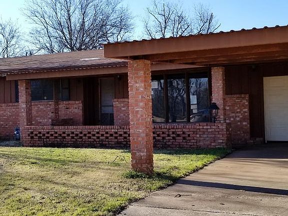 2nd image of 3105 Frauline St