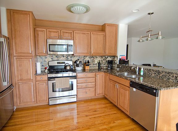 2nd image of 3100 Twin Falls Dr