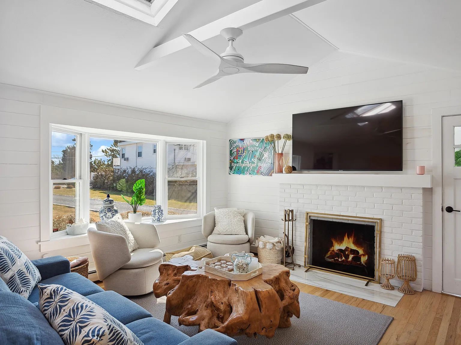 WHB Village Charming Easy Living on One Level with Heated Pool — Photo 3