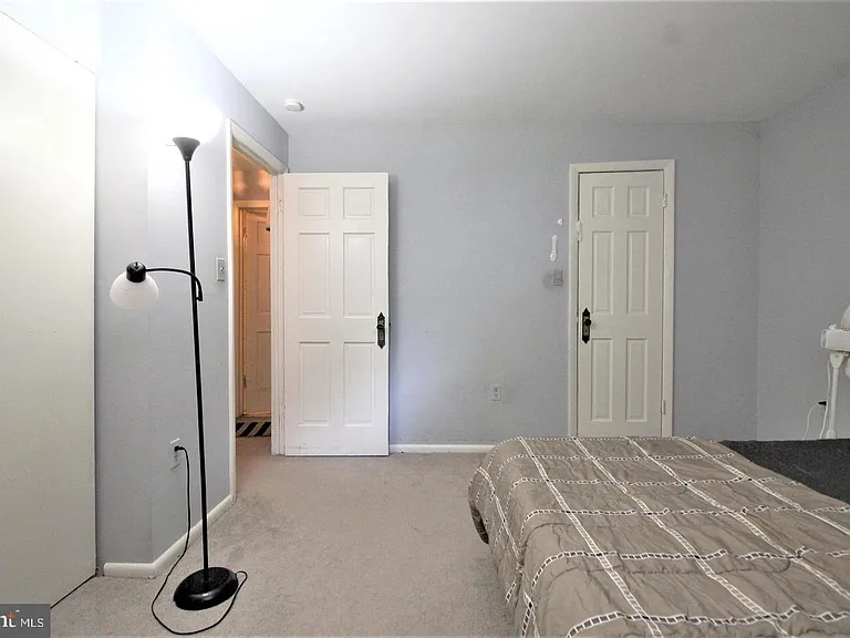 1914 Wilson Ln #204 — Photo 12