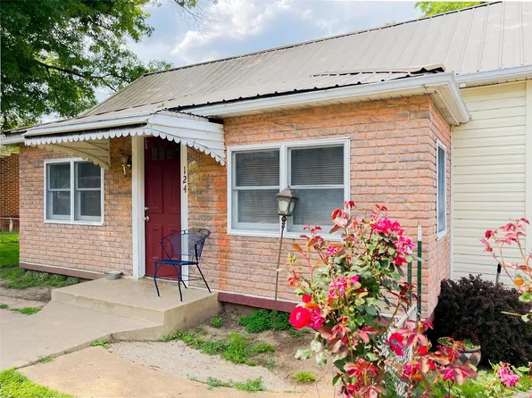 124 W Elvins Blvd, Park Hills, MO 63601