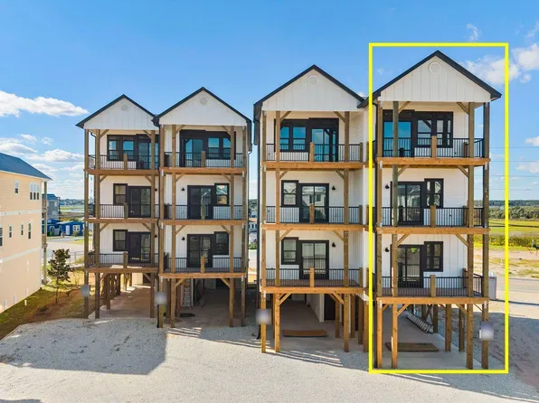209 Shell Road #3b, Surf City, NC 28445