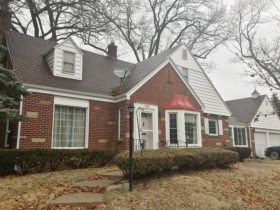 1st image of 1437 Hall St SE