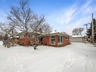 14122 Deering St, Livonia, MI, 48154