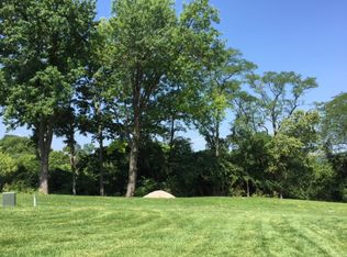 89 Mel Lawn Dr, Fort Thomas, KY 41075