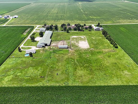 3rd image of 1936 County Road 1850 N