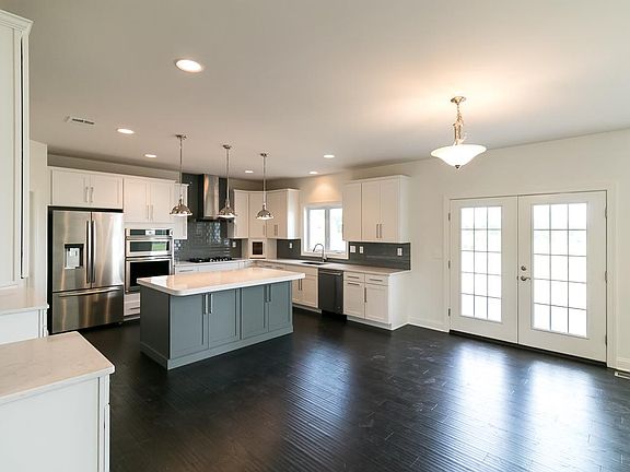 Jereford Traditional Kitchen