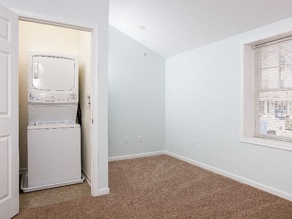 5th image of 9 Main St #1B-1Ba-717Sqft