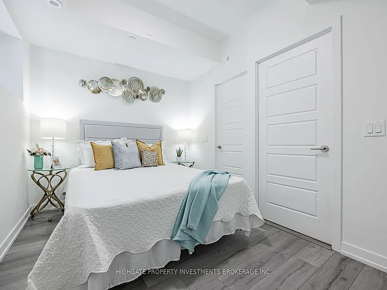 266 Finch Ave E #13 — Photo 17