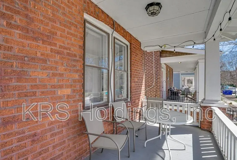 726 W Princess Anne Rd #1 — Photo 3
