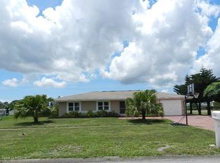 1095 Riviera Dr NE, Palm Bay, FL 32905