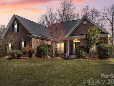 3746 Ayrshire Ct, Harrisburg, NC, 28075