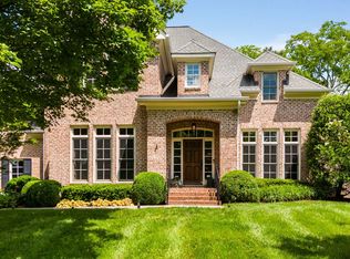 738 Vosswood Dr, Nashville, TN 37205