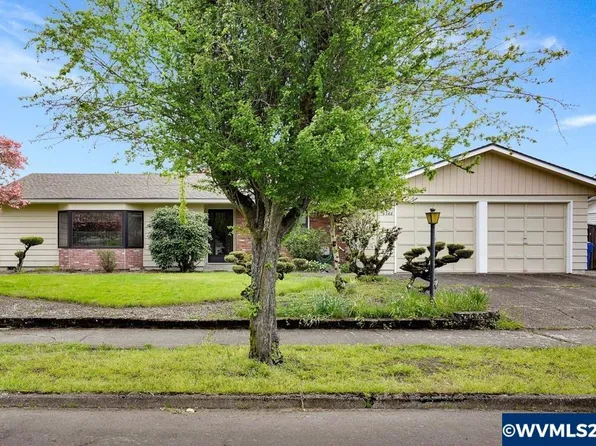 4566 Janice Ave NE, Salem, OR 97305
