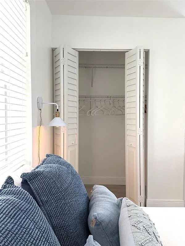Studio, 410 sqft, $1,995 — Photo 2