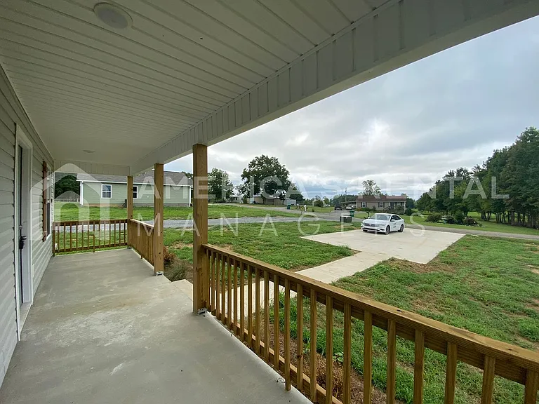 445 County Road 349 — Photo 4