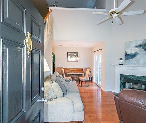 5th image of 308 Parkview Pl