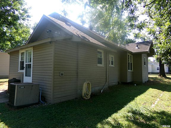 4th image of 1315 W Monroe St