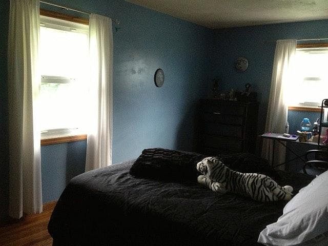 1st image of 449 Hillview Dr