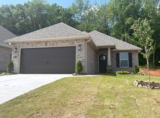 146 Midpark Dr, Meridianville, AL 35759