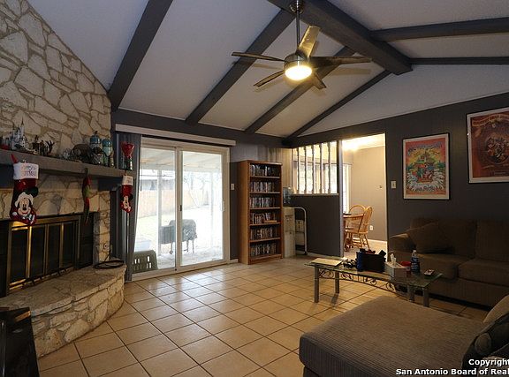 4th image of 6635 Forest Dell St