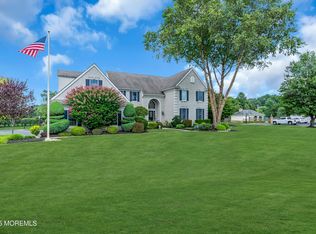 3 Deer Run Dr, Freehold, NJ 07728