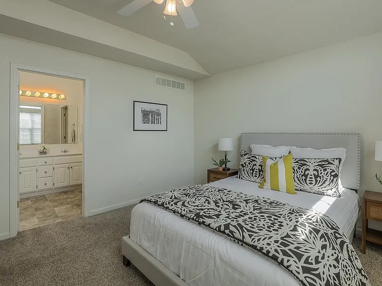 Willow Chase Twin Homes — Photo 44