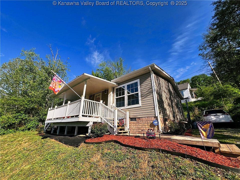 1st image of 204 Mayer Dr