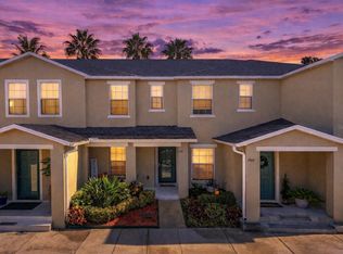1951 Searay Shore Dr, Clearwater, FL 33763