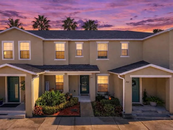 1951 Searay Shore Dr, Clearwater, FL 33763