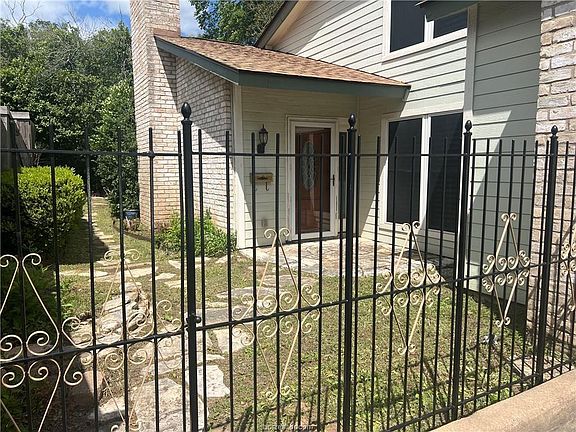 2nd image of 321 E Main St