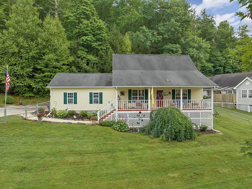 1st image of 108 Beech Ln