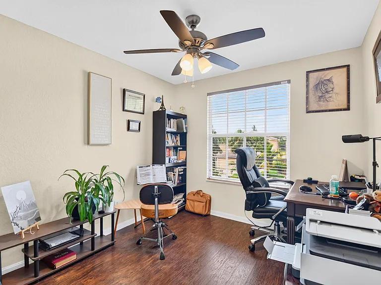 5018 Starblaze Dr — Photo 42