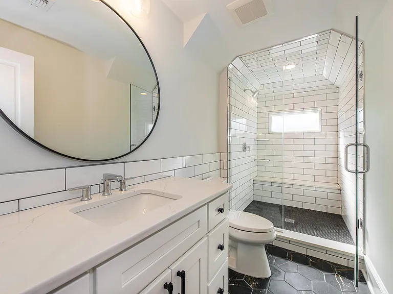 3 Irving Pl #A — Photo 19