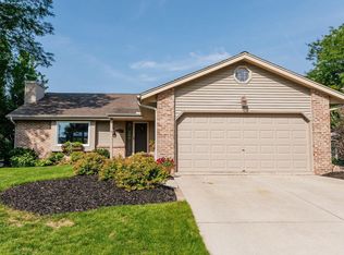 W152N7693 Countryside Dr, Menomonee Falls, WI 53051