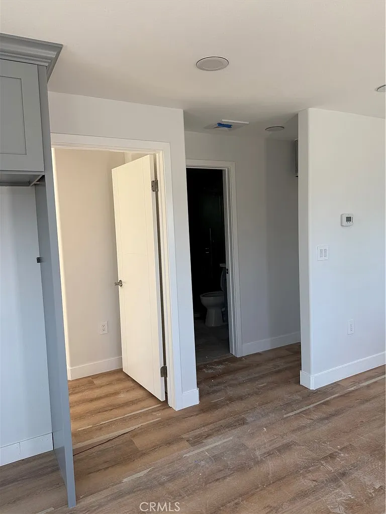 2 bed, 1000 sqft, $3,200 — Photo 4